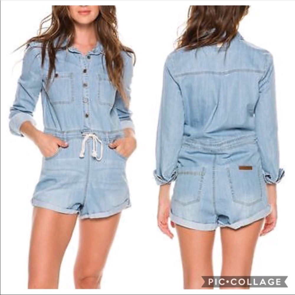 Billabong romper, worn once.